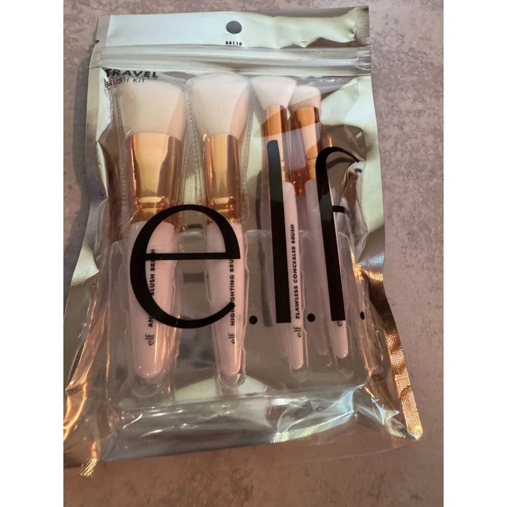 Makeup Brush Bundle – e.l.f. Rose Gold Travel Set + Holler and Glow 7-Piece Gift